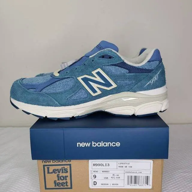 Levi’s x New Balance 990v3 indigo