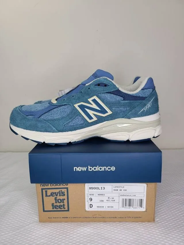 Levi’s x New Balance 990v3 indigo