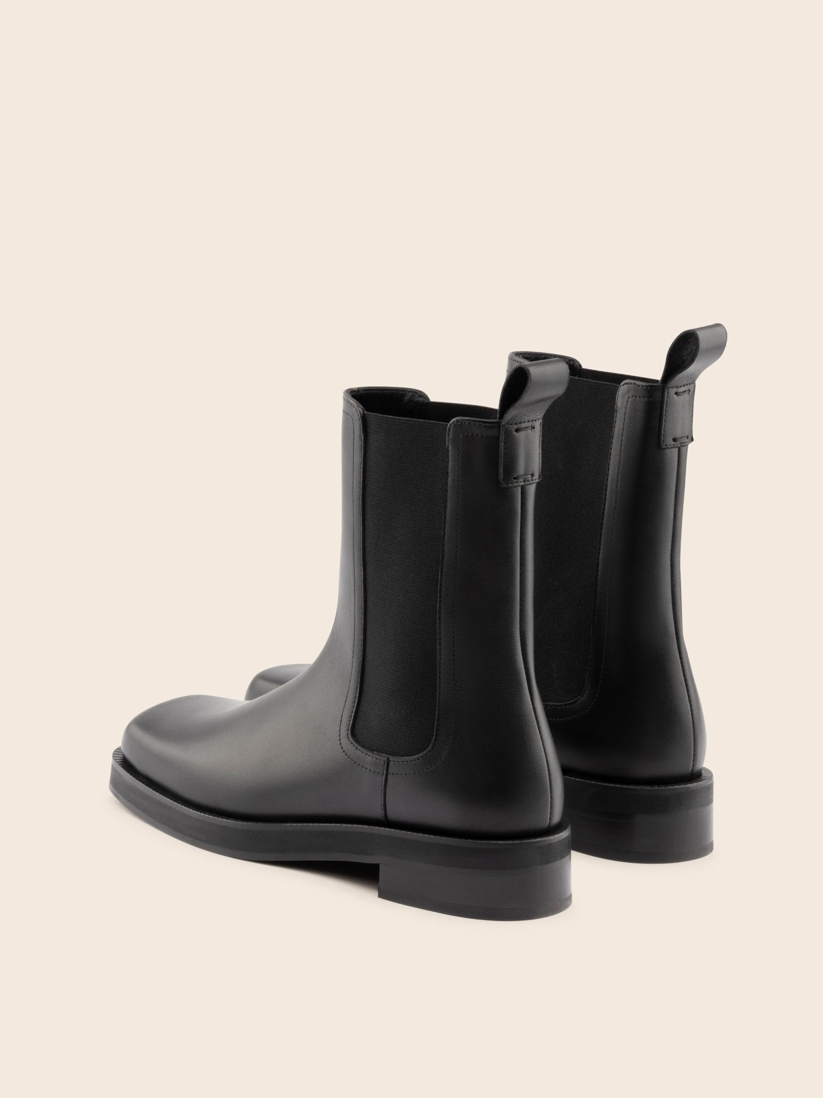 Mora Black Boot