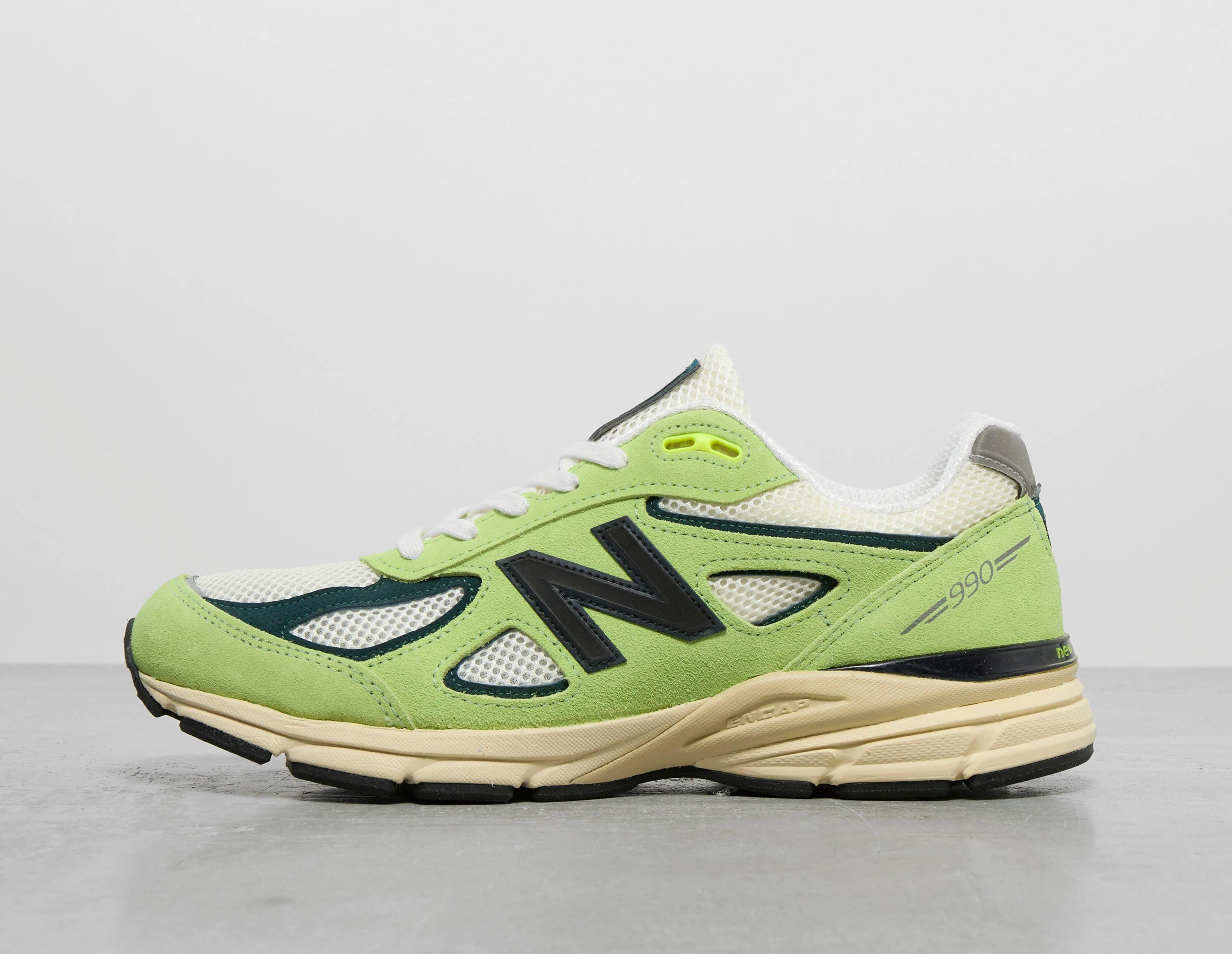 New Balance 990v4 Made in USA