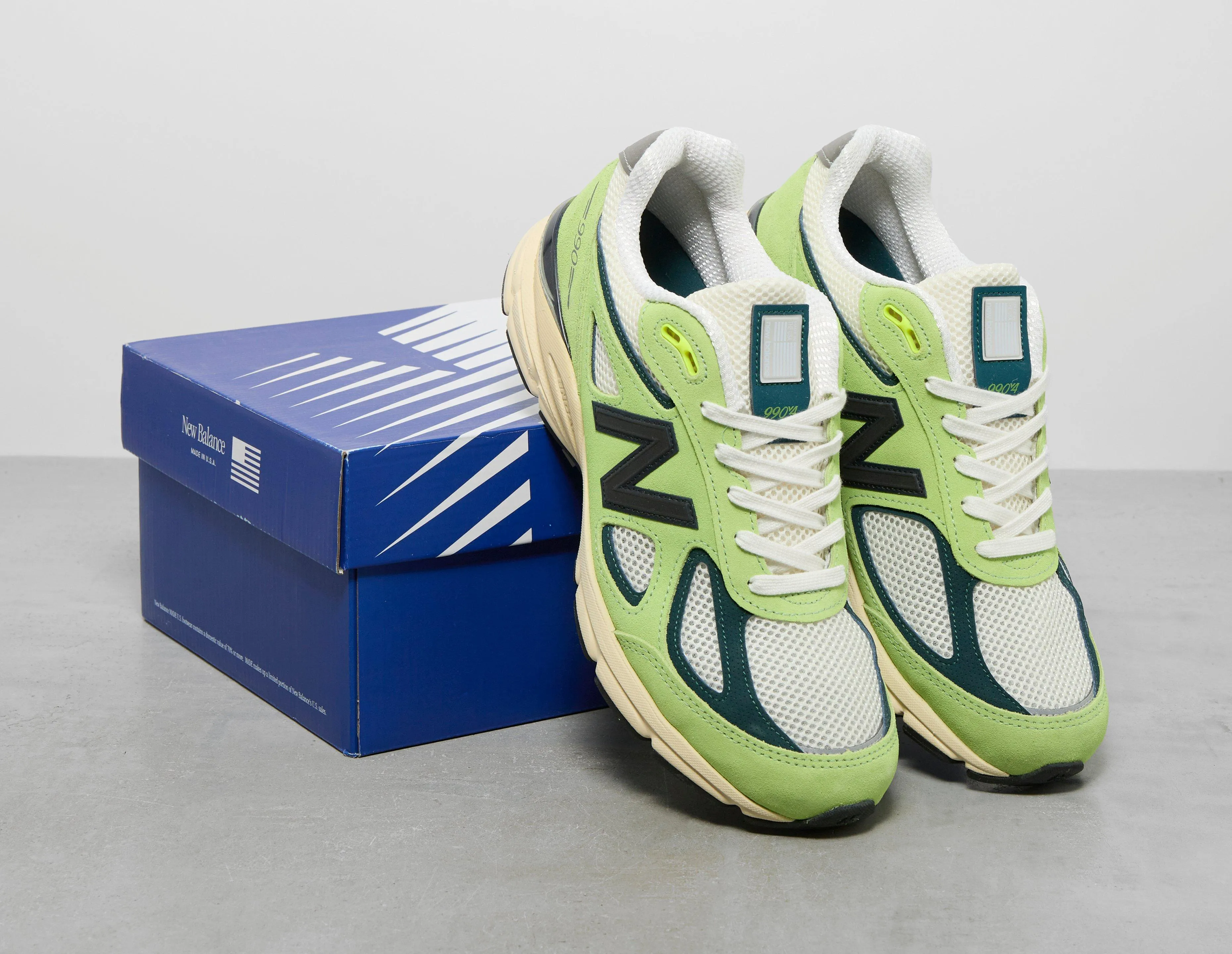 New Balance 990v4 Made in USA