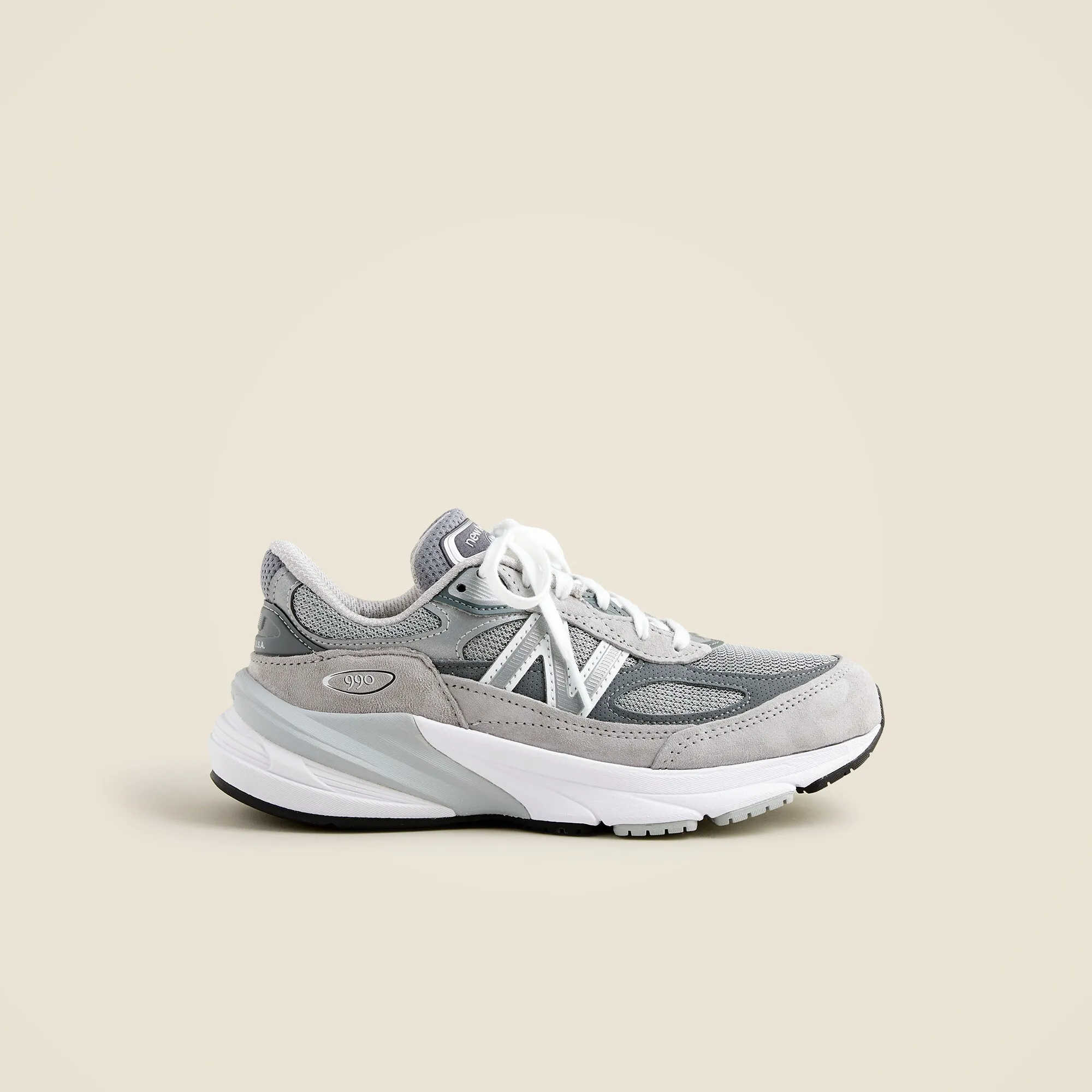 New Balance® 990v6 women's sneakers