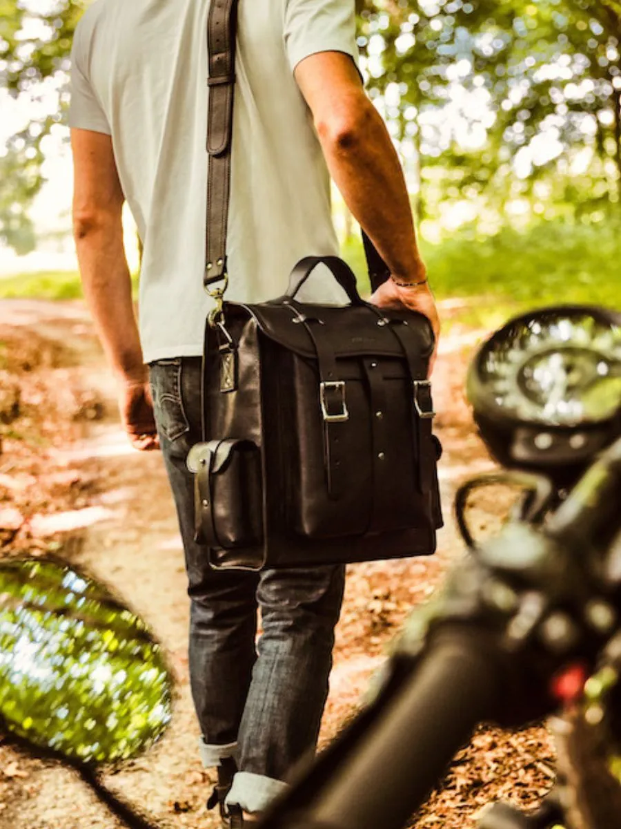 vintage leather motorbike bag Black - LeNomade L Oily Black | PAUL MARIUS